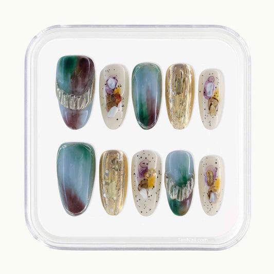 Mythic Melt reusable Press on nails by Tennail
