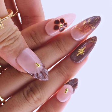 Luna Gold Branch reusable Press on nails by Tennail