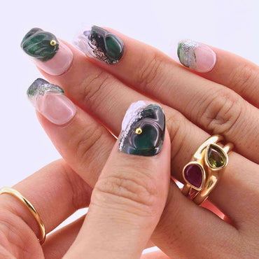 Forest Dew? reusable Press on nails by Tennail