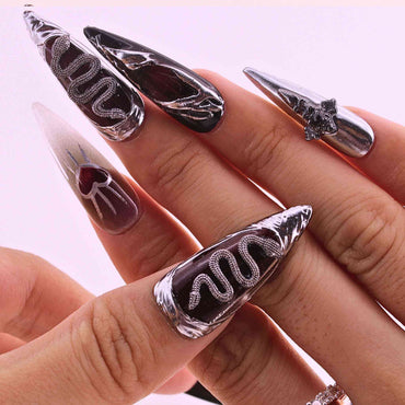 Nocturne Serpent? reusable Press on nails by Tennail