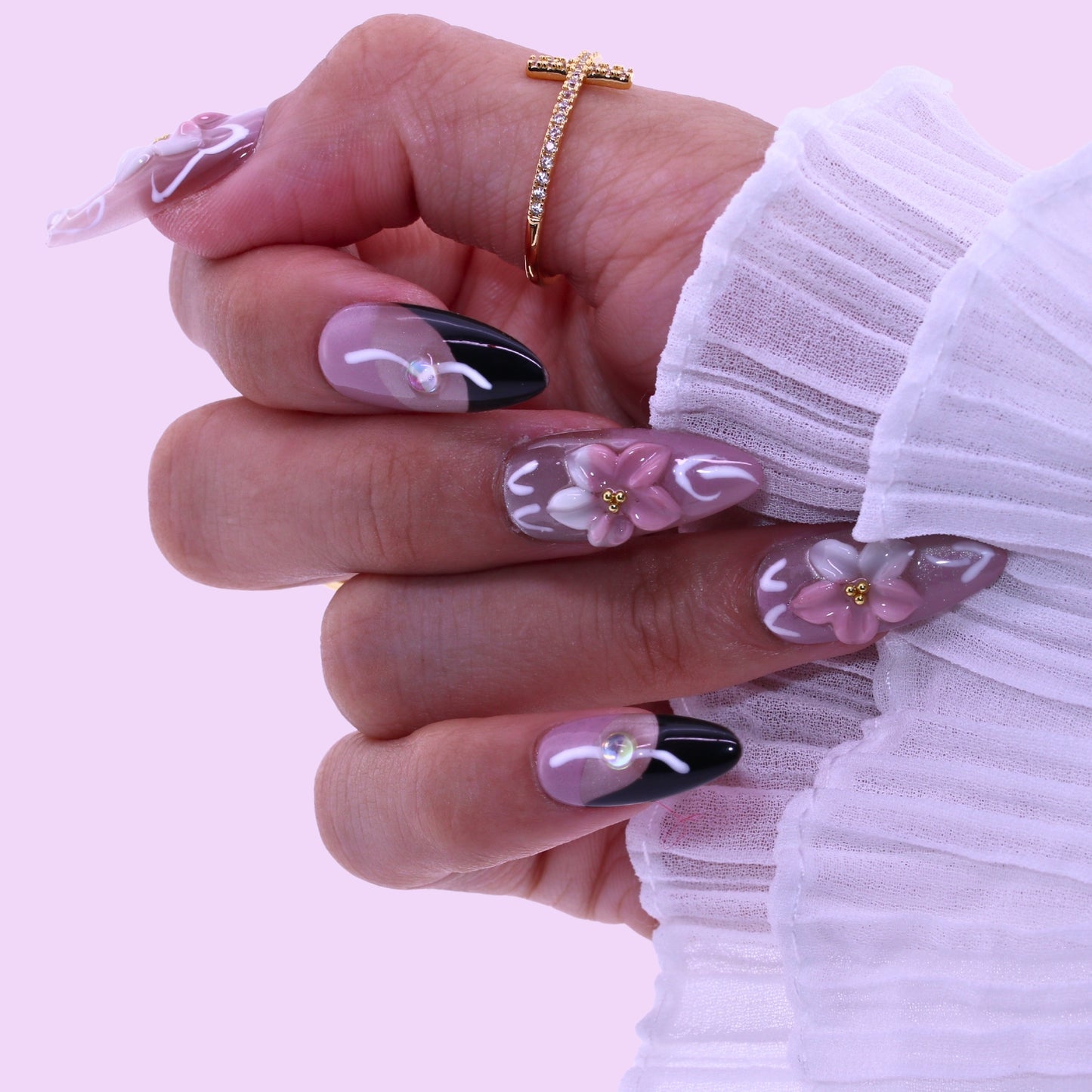 Hand with floral nail art, Tennail handmade press on nails.